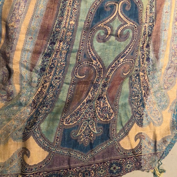 Wavedeep Pashmina - Picture 4 of 6